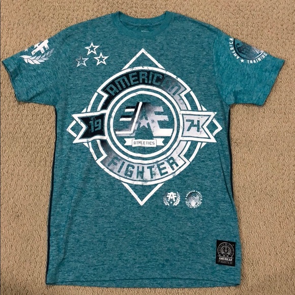 Mens American Fighter Buckle Tee Medium 